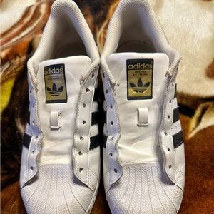 Women’s Adidas flats US size 10.